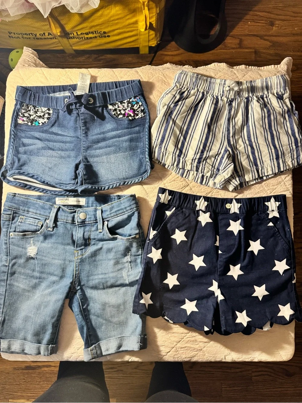 Bundle set of Girls size 6 bottoms